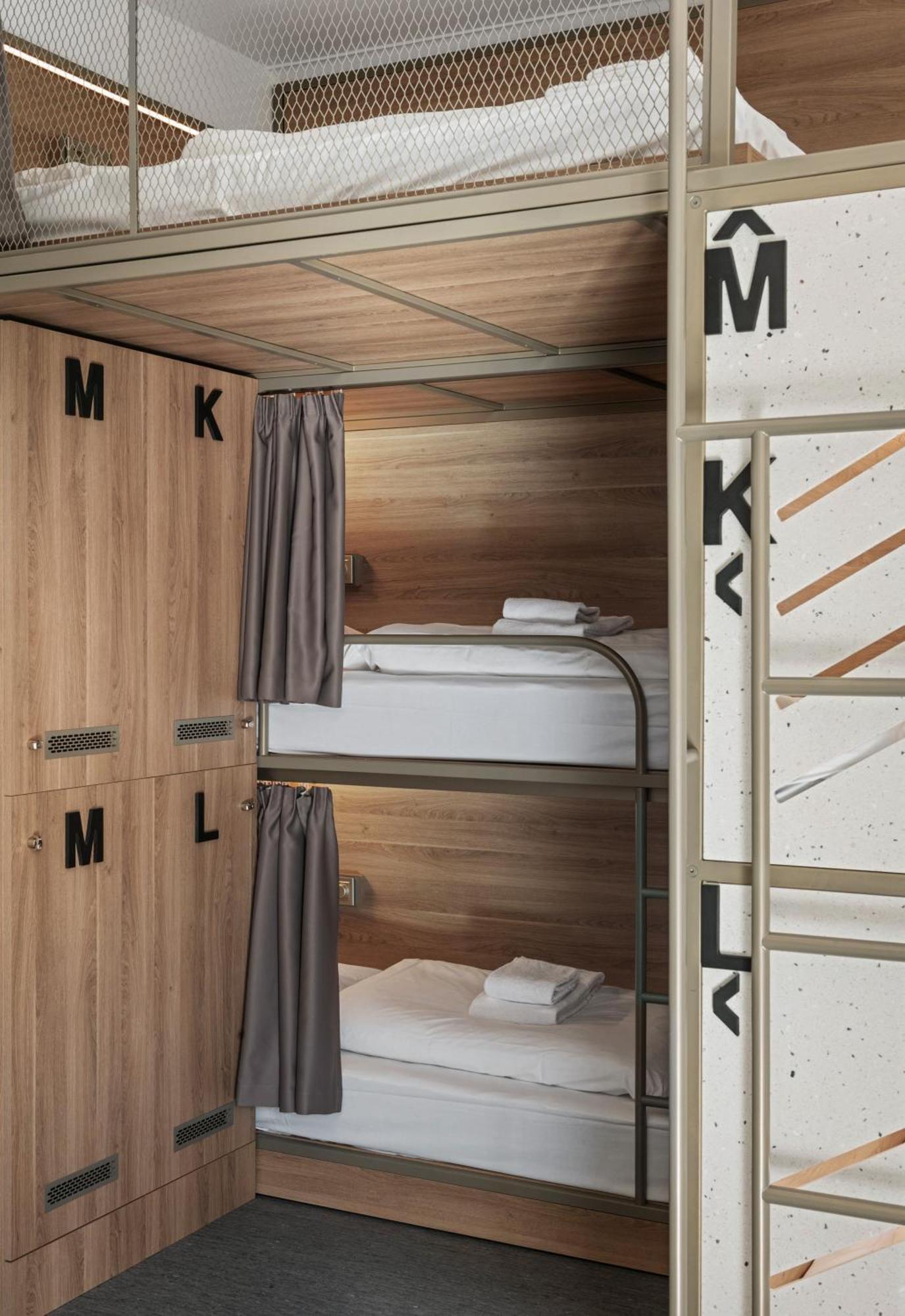 Hotel K7 3*