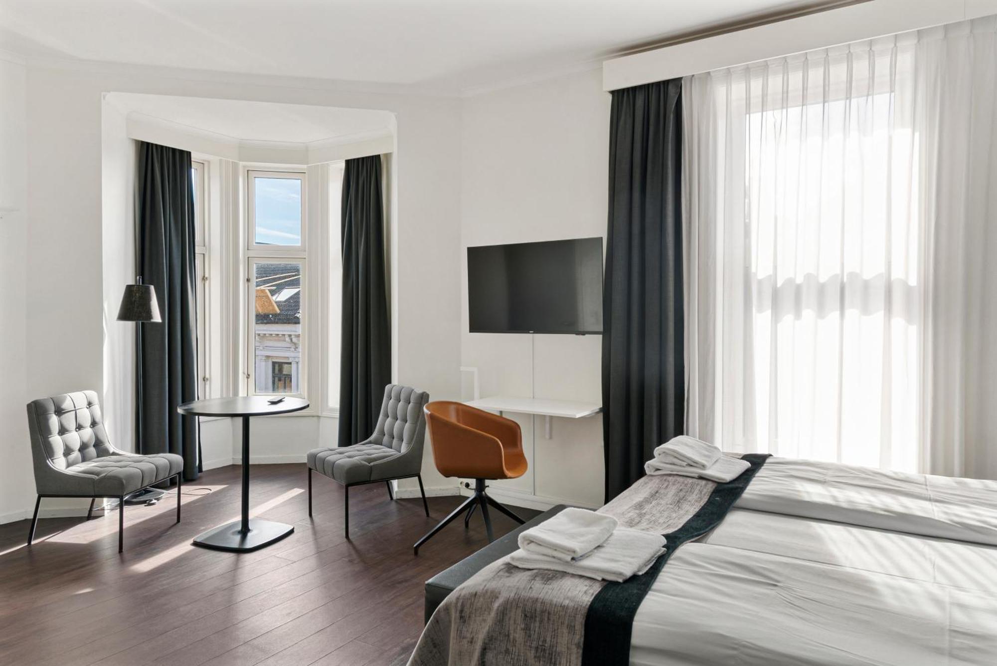 K7 Hotel 3*